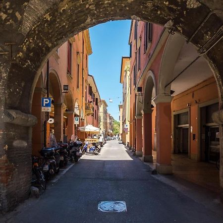 A Pochi Passi Dalla Finestrella Di Via Piella By Wonderful Italy Apartment Bologna Exterior photo